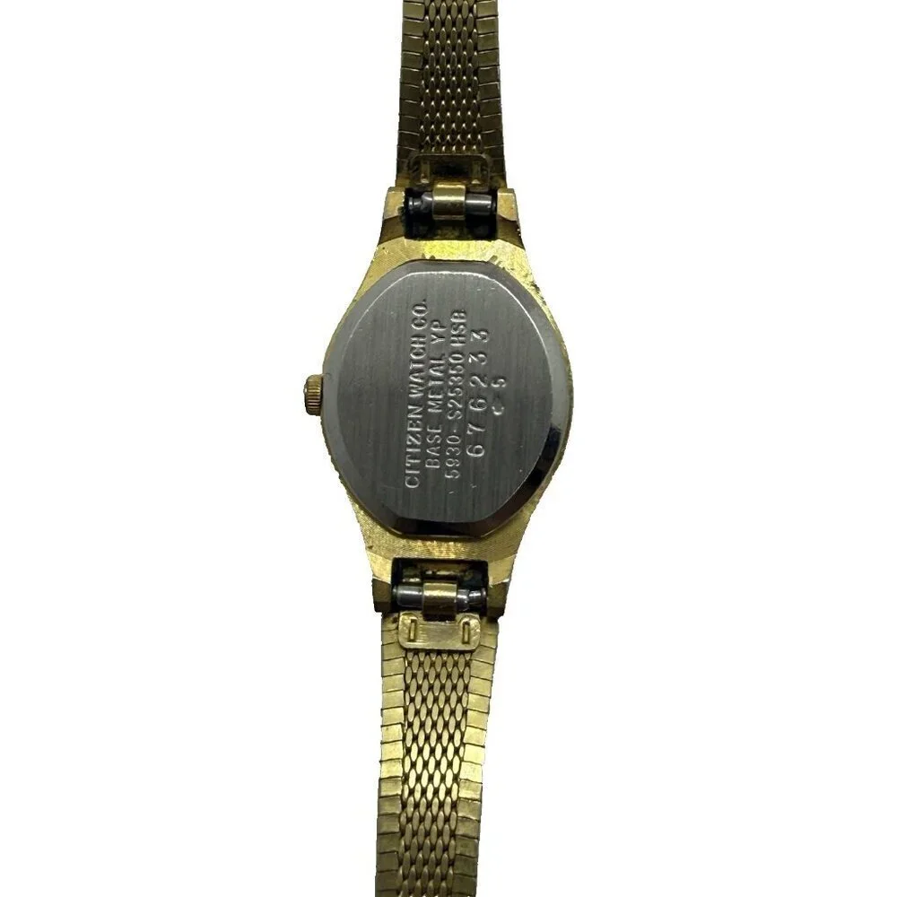 Vtg Citizen CQ Women's Watch Black Dial Gold Tone Oval 5930-S25350 17mm Dainty
